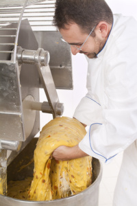 Pastry chef who prepares the cake -Panettone